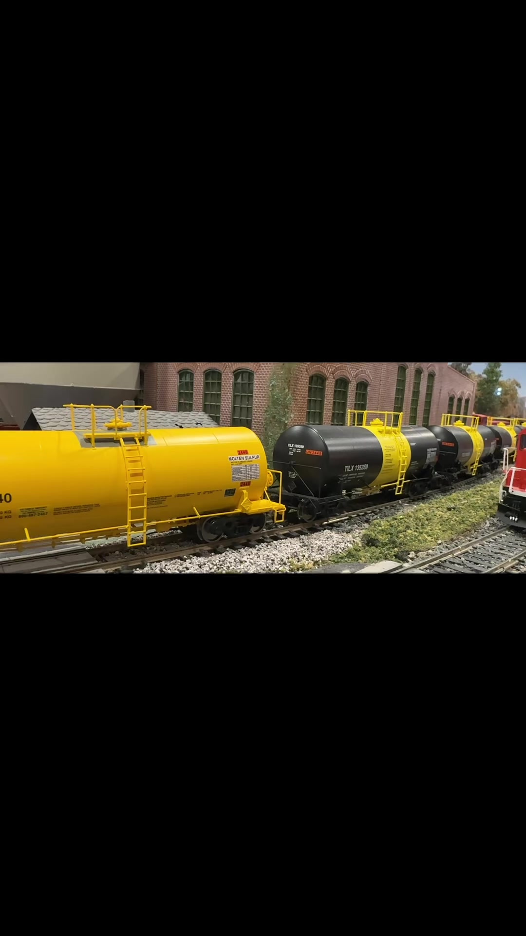 @BigBoysTrainToys