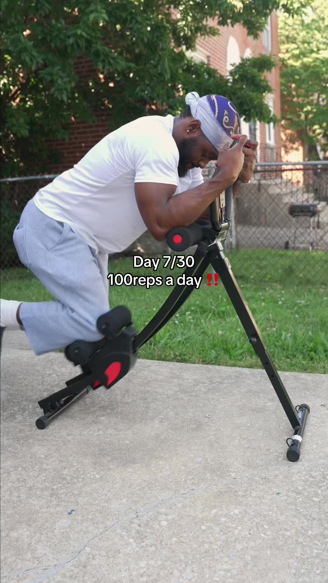 @PERSONAL TRAINER