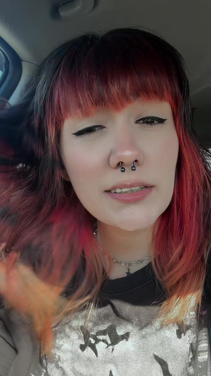 @luvbunnixx