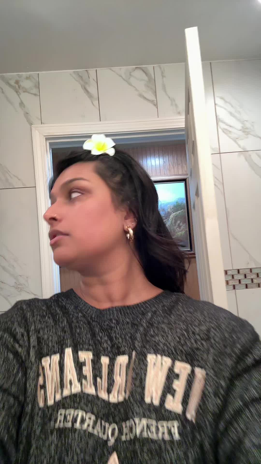 @Kavita✨