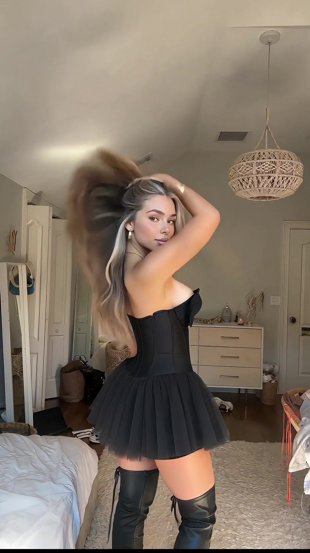 @Lily Nadoo