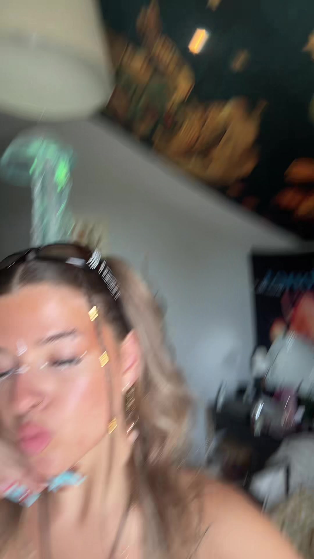 @...