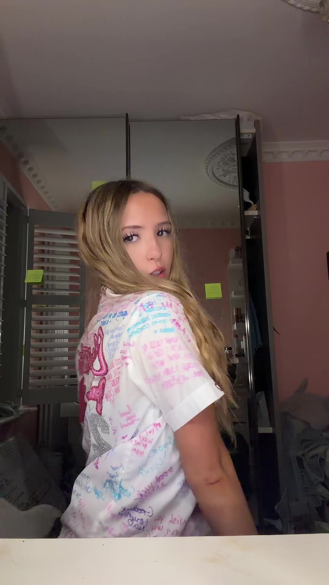 @christinalapox