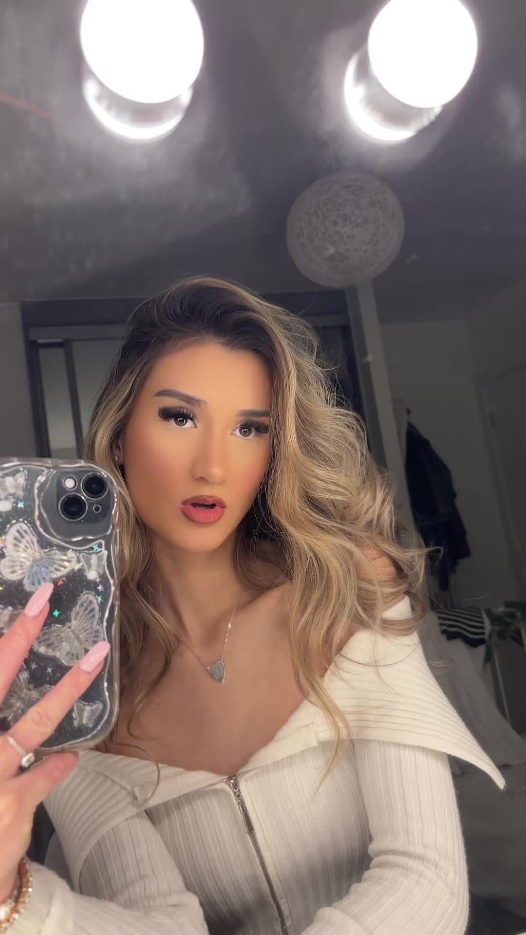 @chlxek_