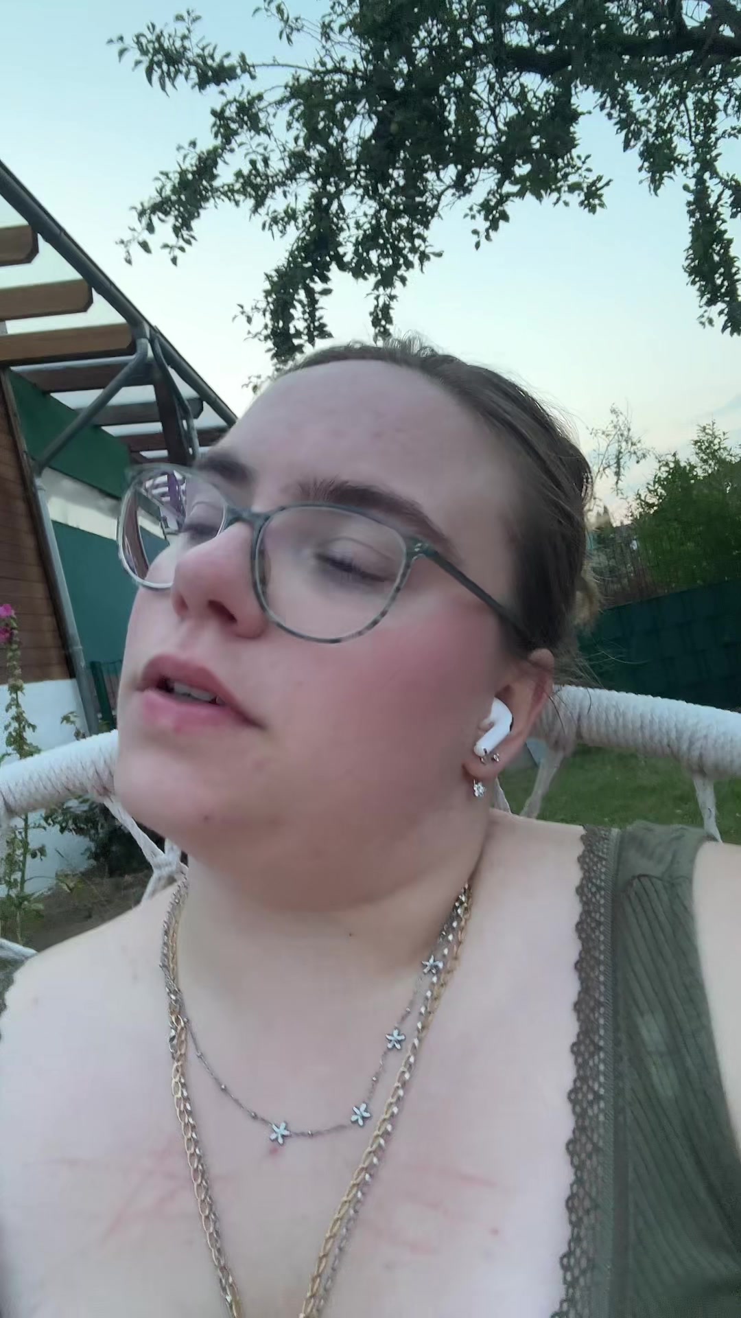 @Lena