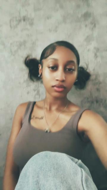 @NIA SIMONE
