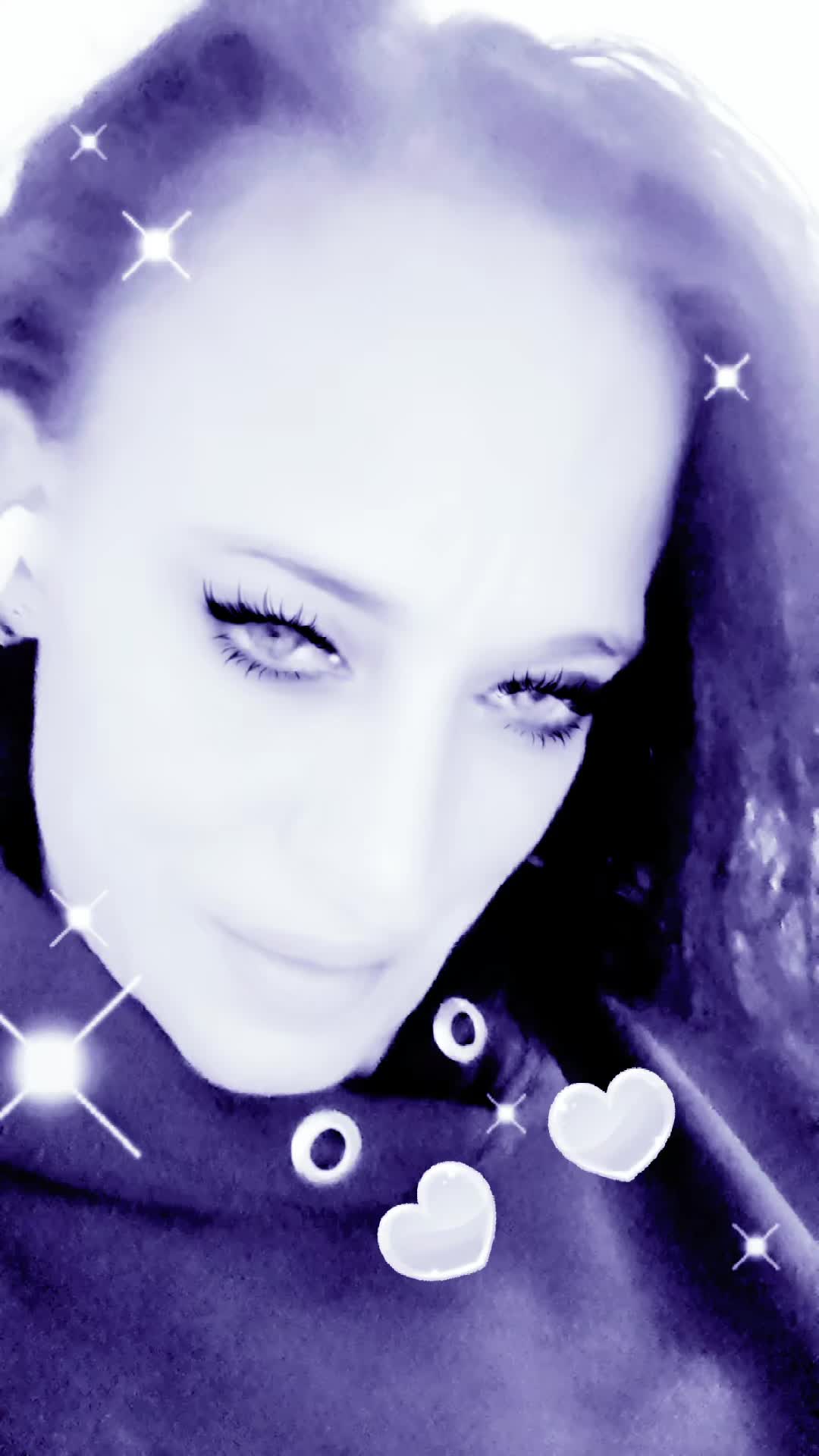 @trischa