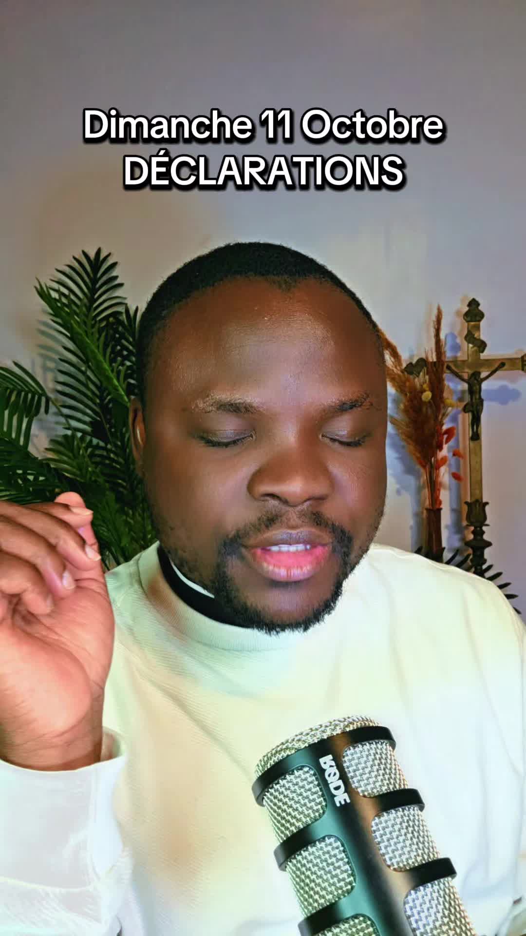 @Padre Pr&eacute;cieux 🇨🇵🇻🇦