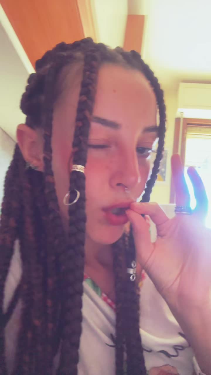 @Elenana๐