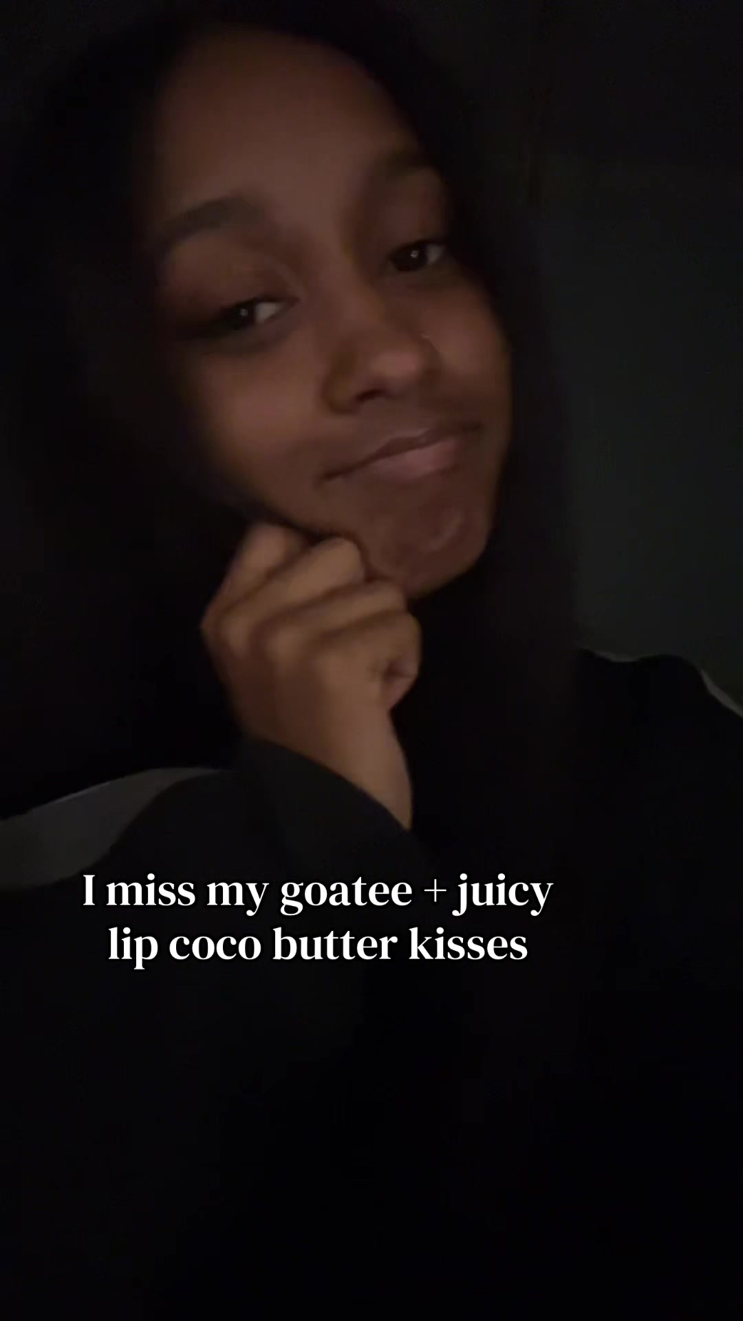 @🦦
