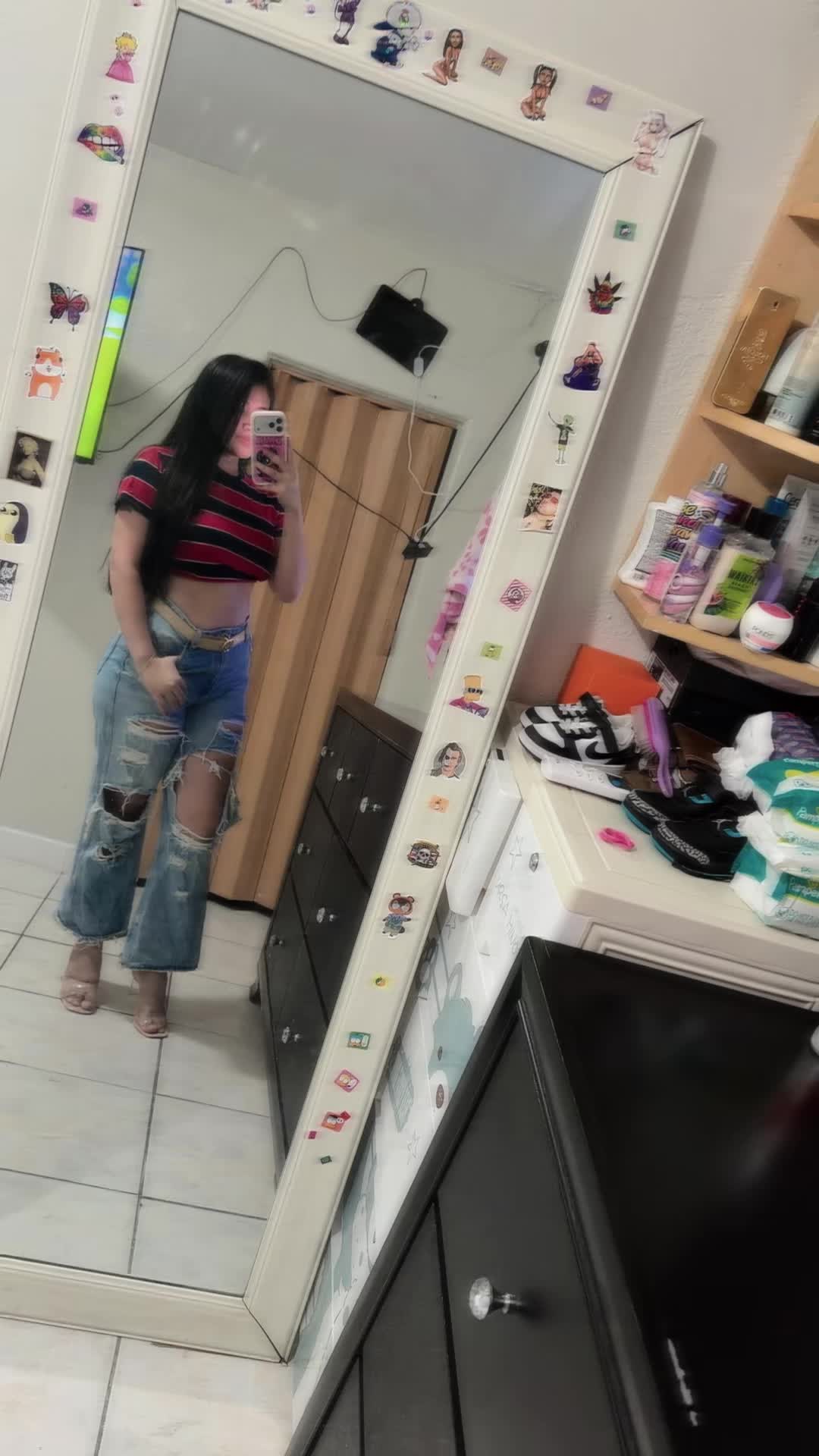 @Paola mejia