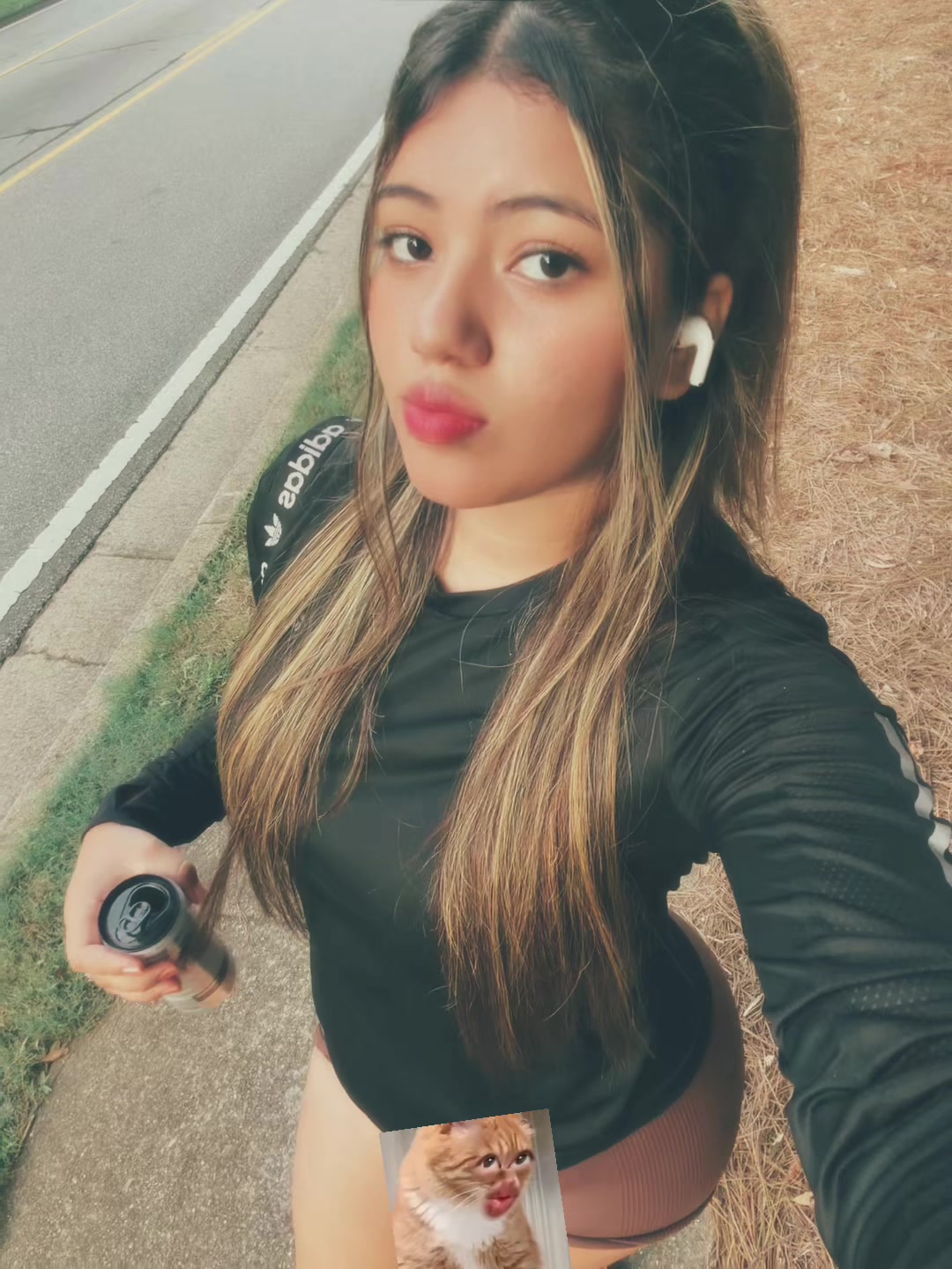 @🍓𝓛𝓲𝓽𝔃𝓲 𝓒𝓸𝓻𝓭𝓸𝓿𝓪😍