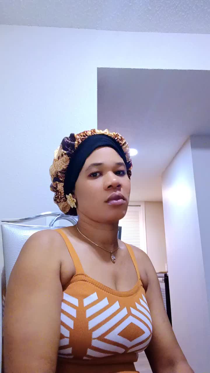 @liziana