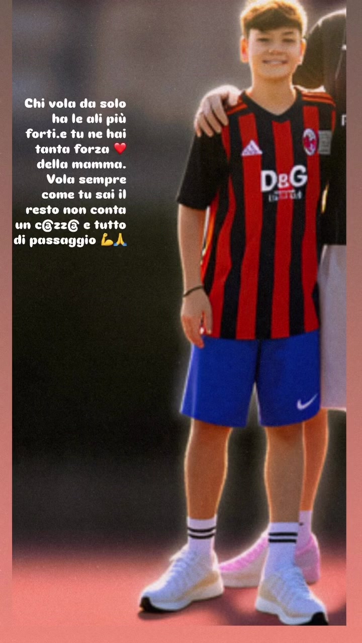 @tina.1988.🫶🌸🫅🇦🇱
