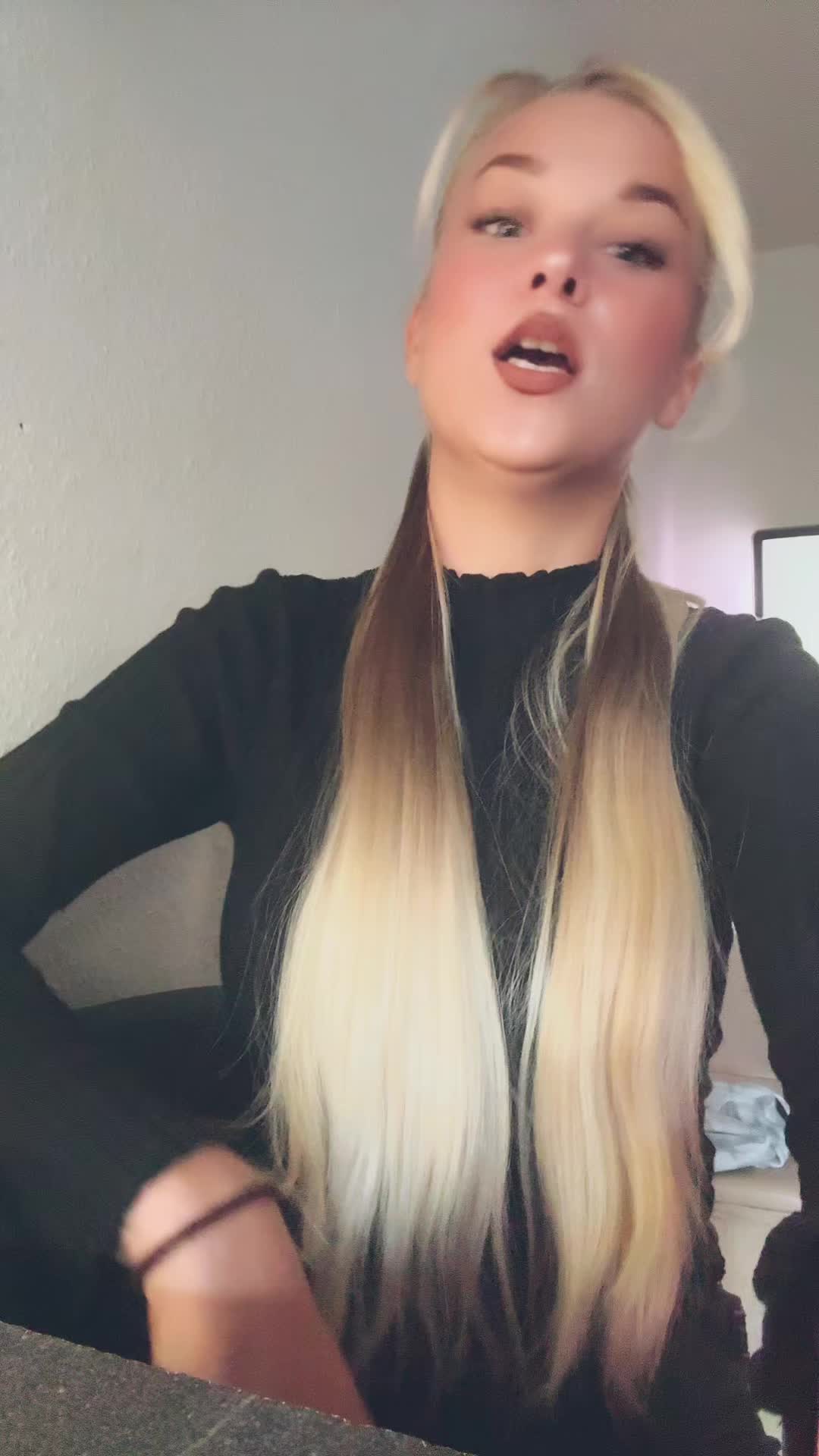@It's Moniiana