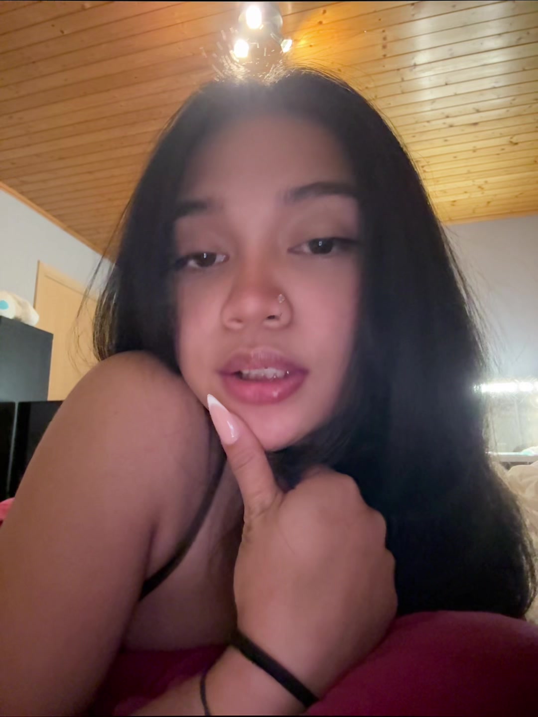 @Agatha.