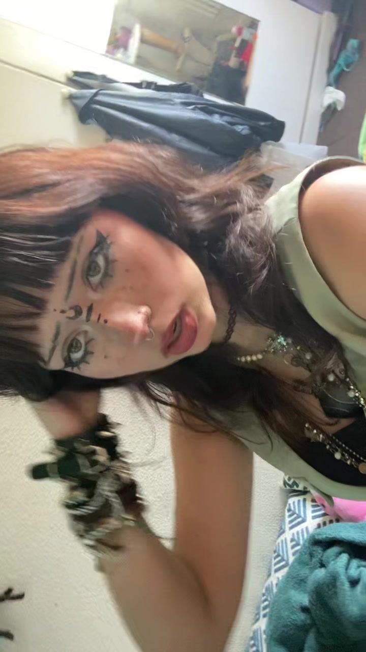 @★