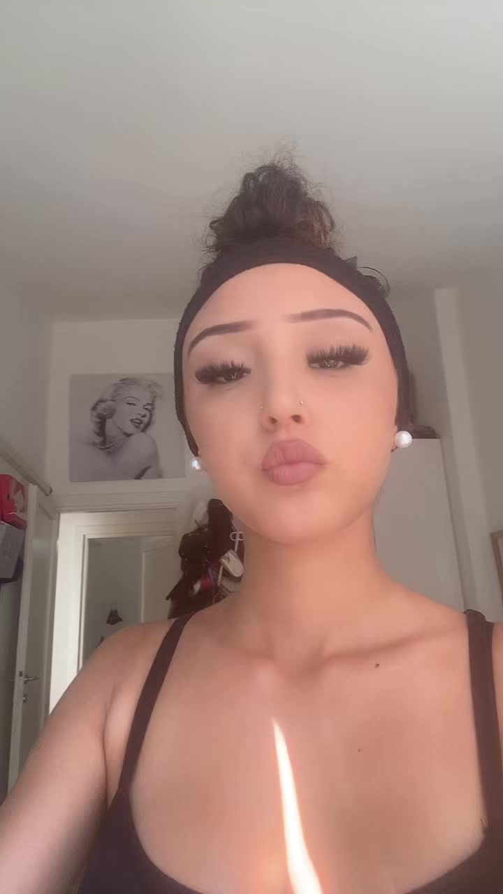 @💋💋