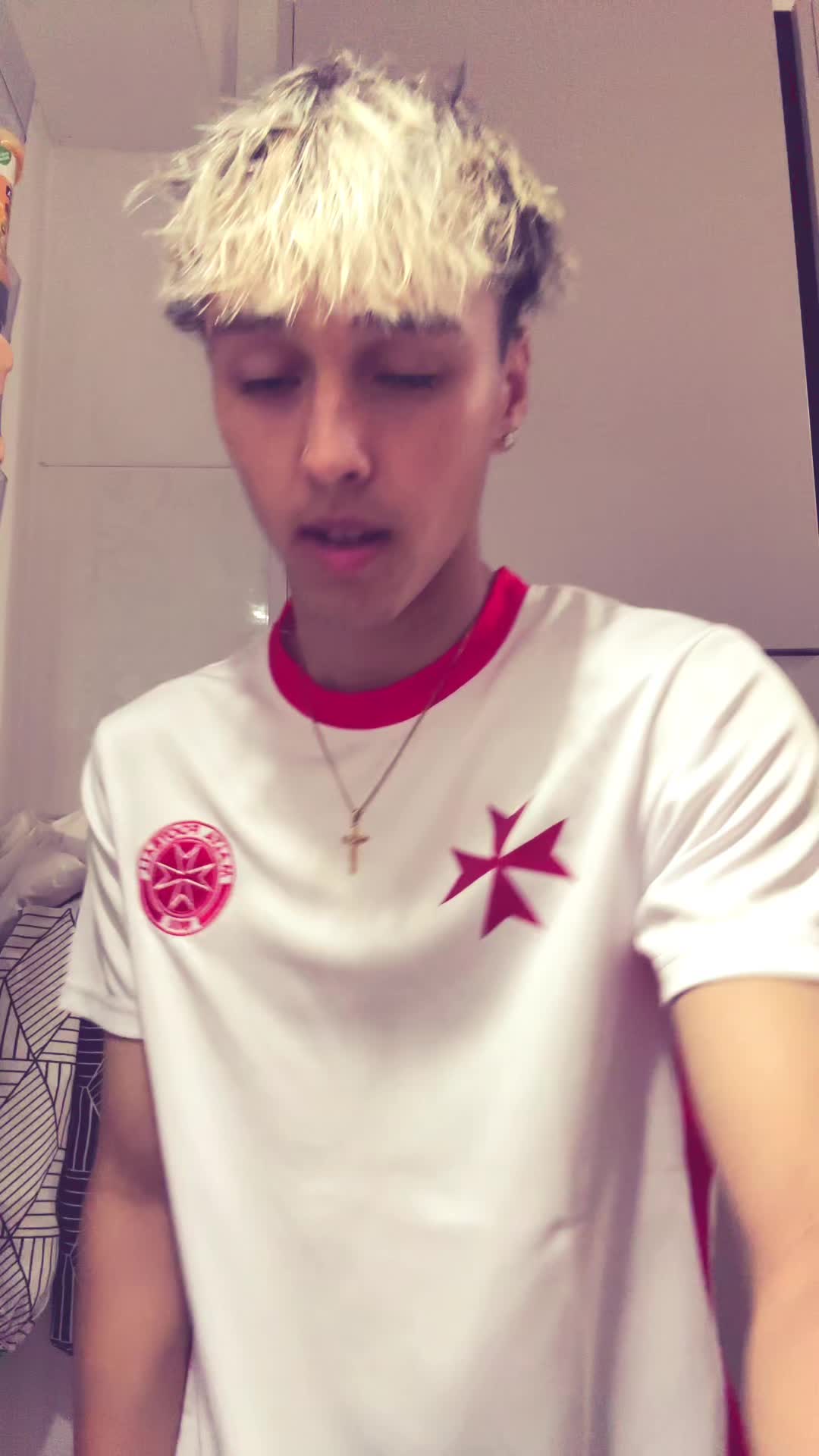 @𝟲𝟱