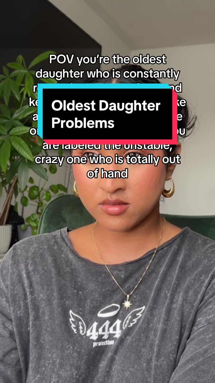 @Vidhu Thiru | Oldest Daughter