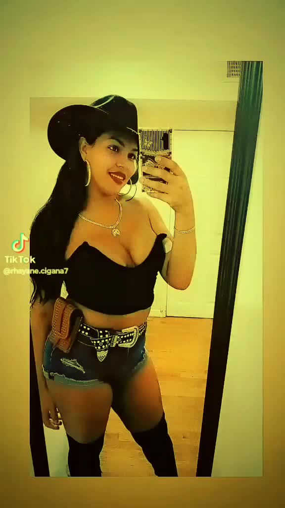 @rhayane Fernandes