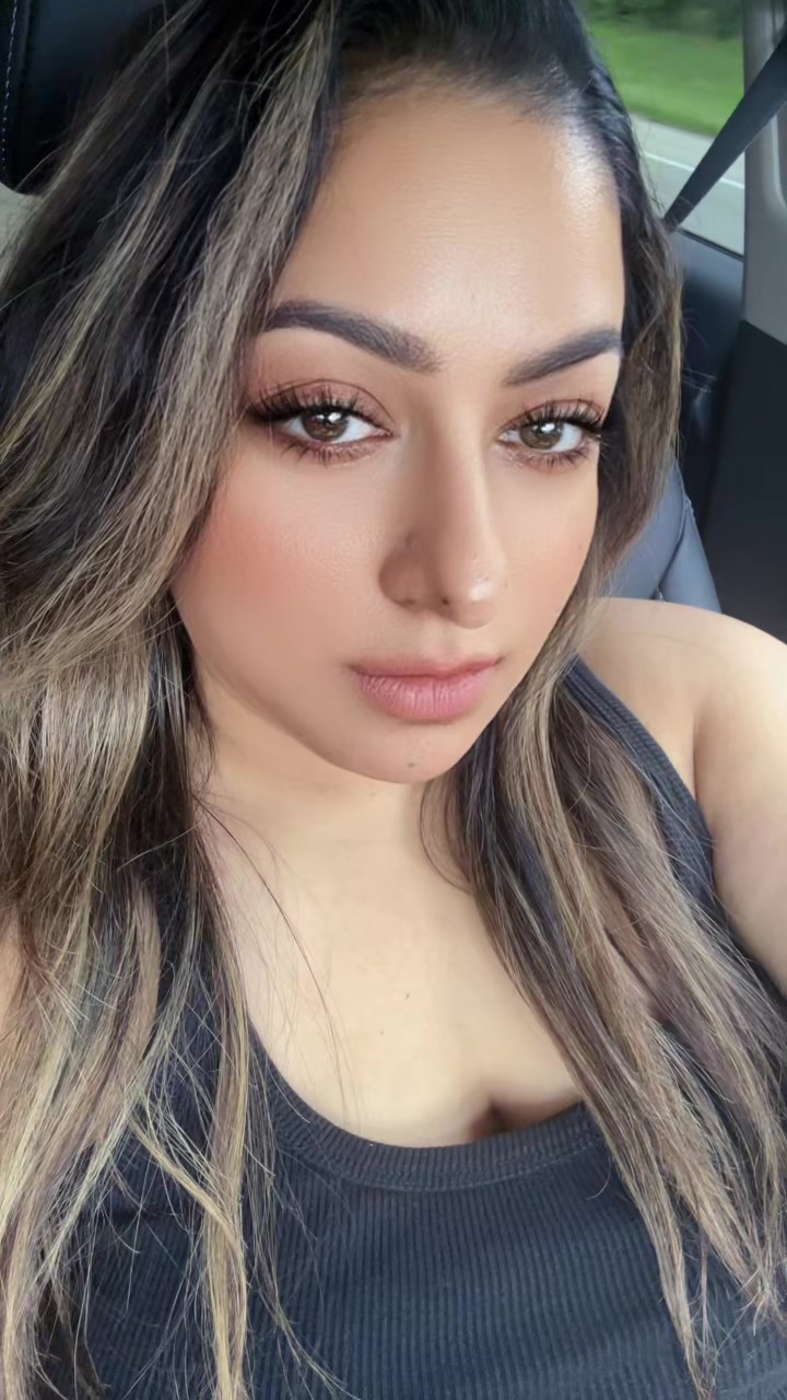 @SHIVI....🔥🧿⚖️♎️