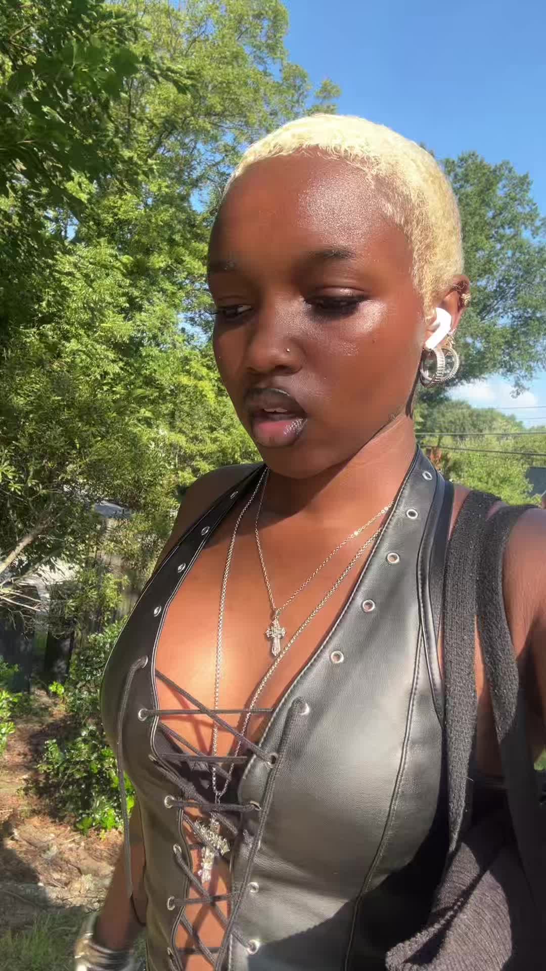 @moe.