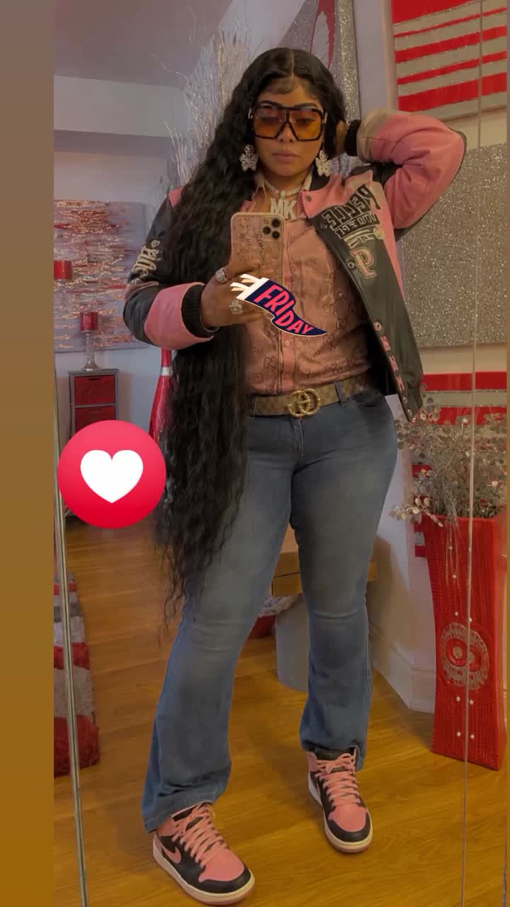 @MING LEE THE DOLL