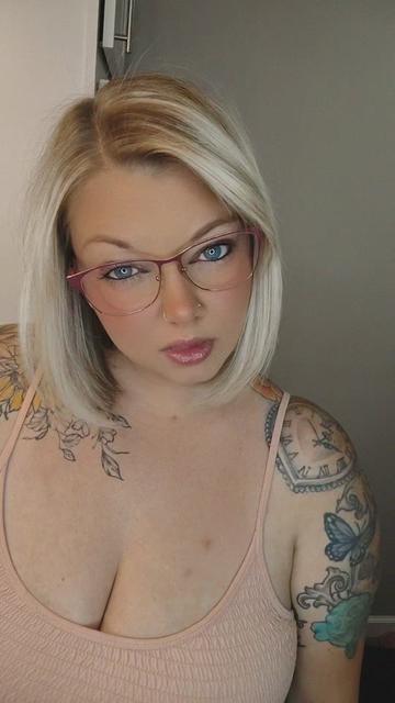 @Kaitlyn💜