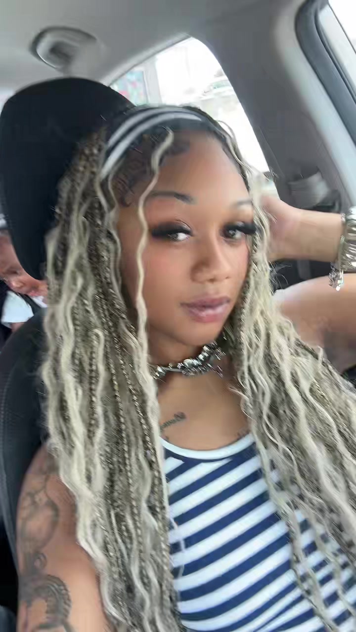 @myia🩶🎀