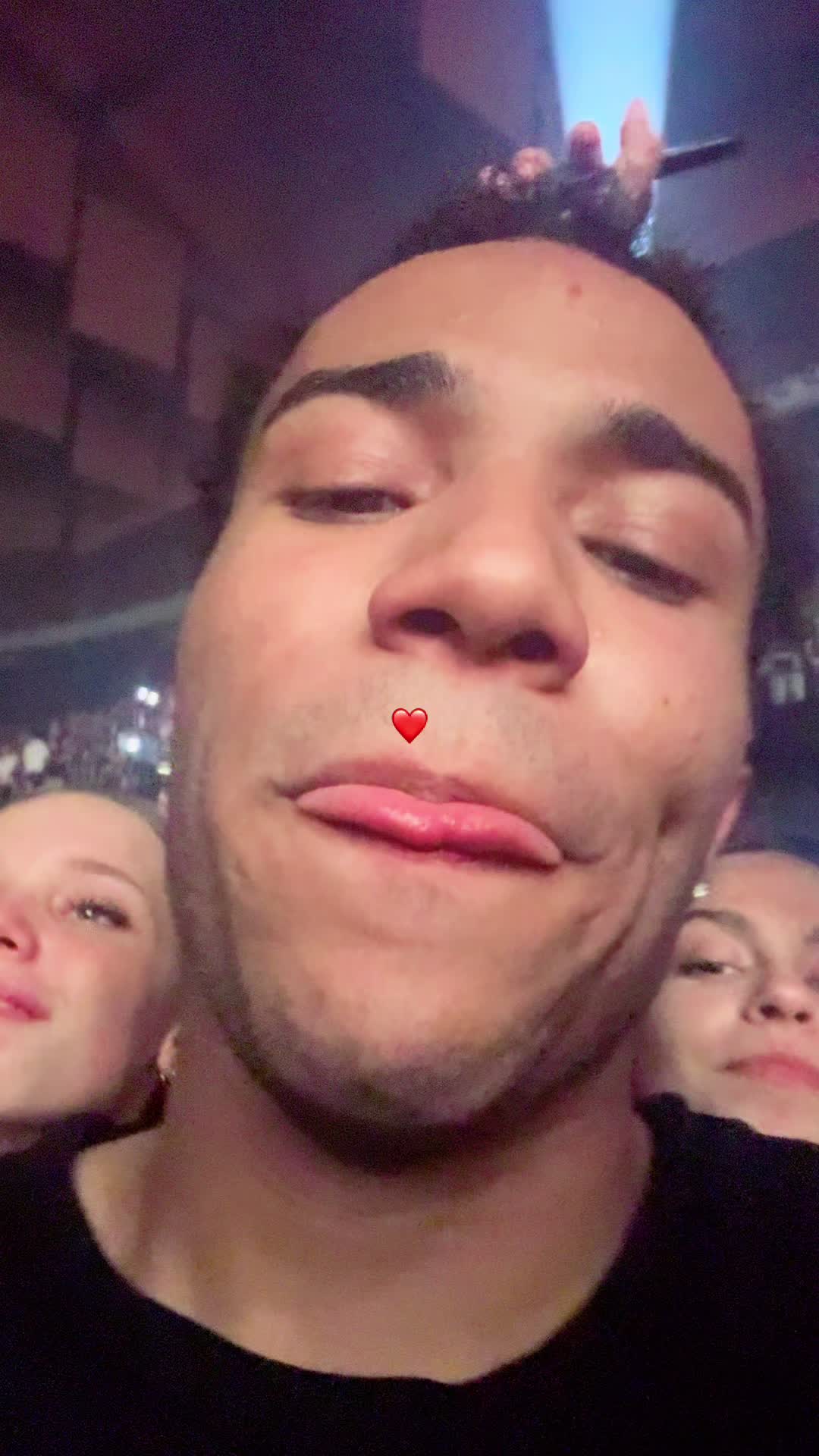 @leo