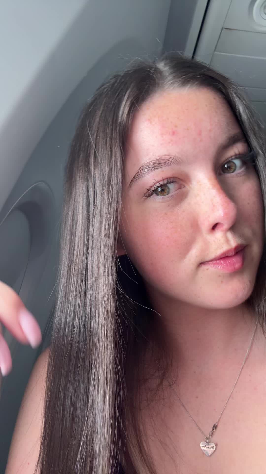 @𝐌𝐢𝐚🎀