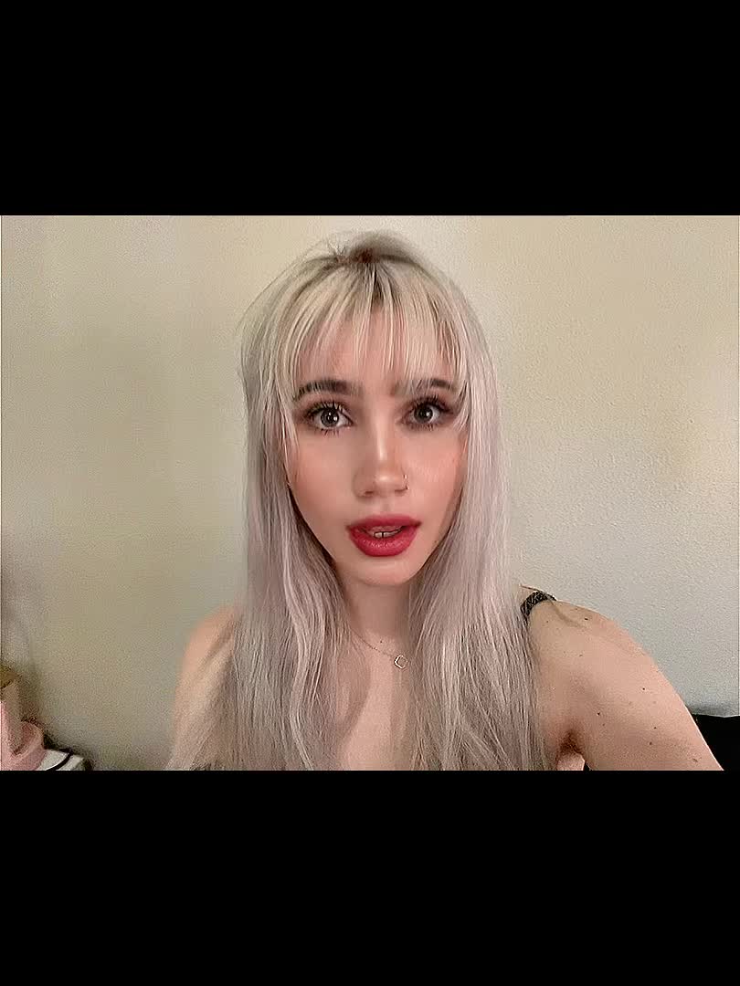 @whitehairlady