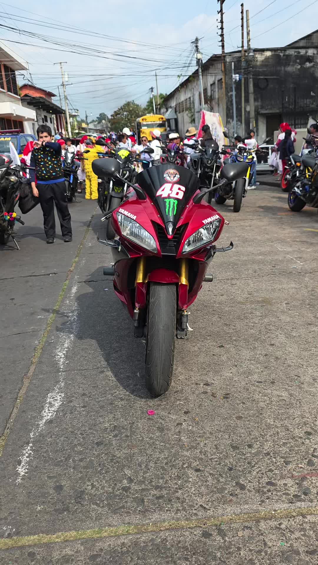@De Le&oacute;n R6