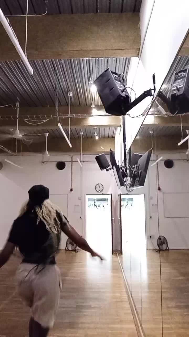 @DNM
