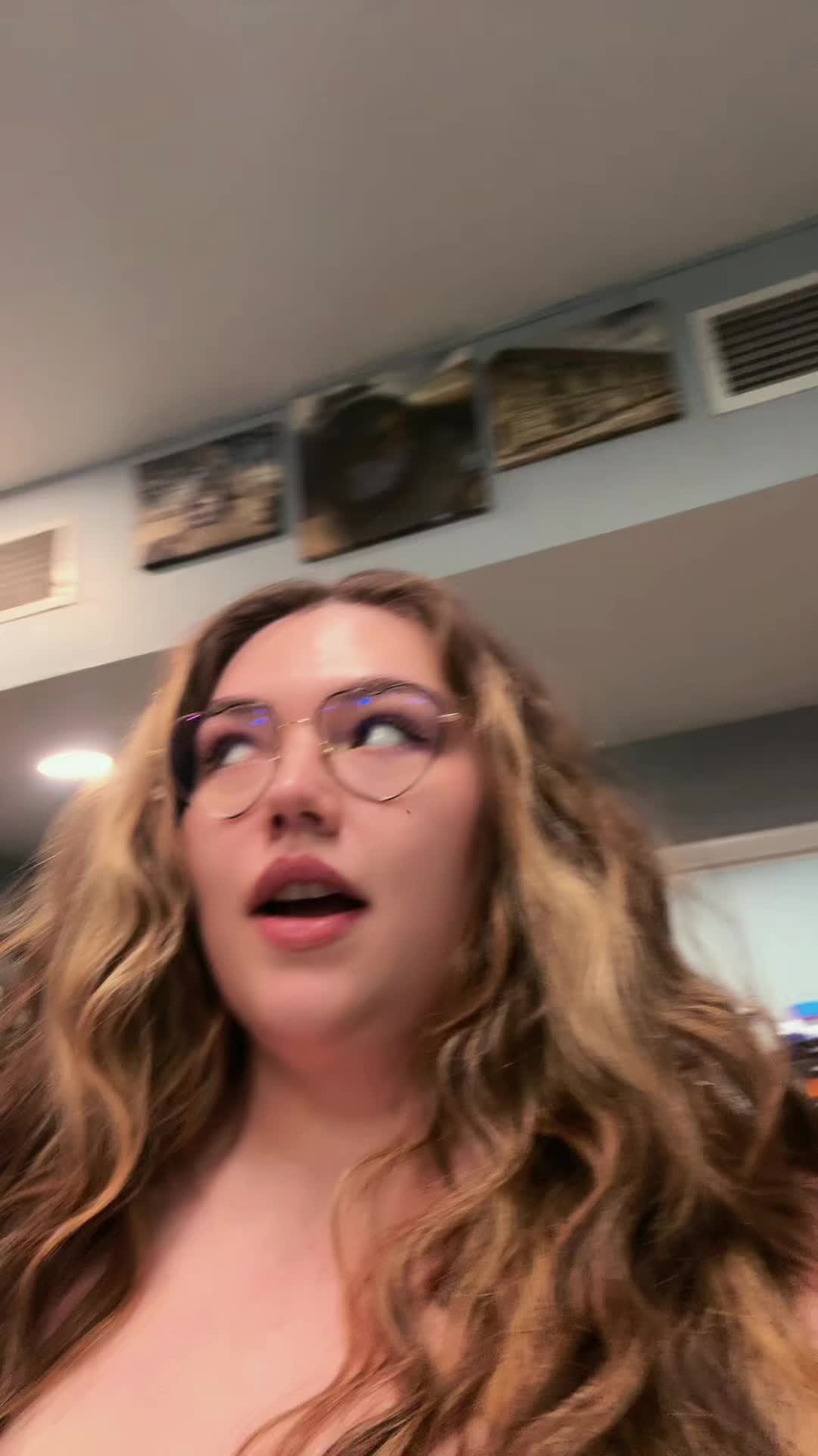 @Dez