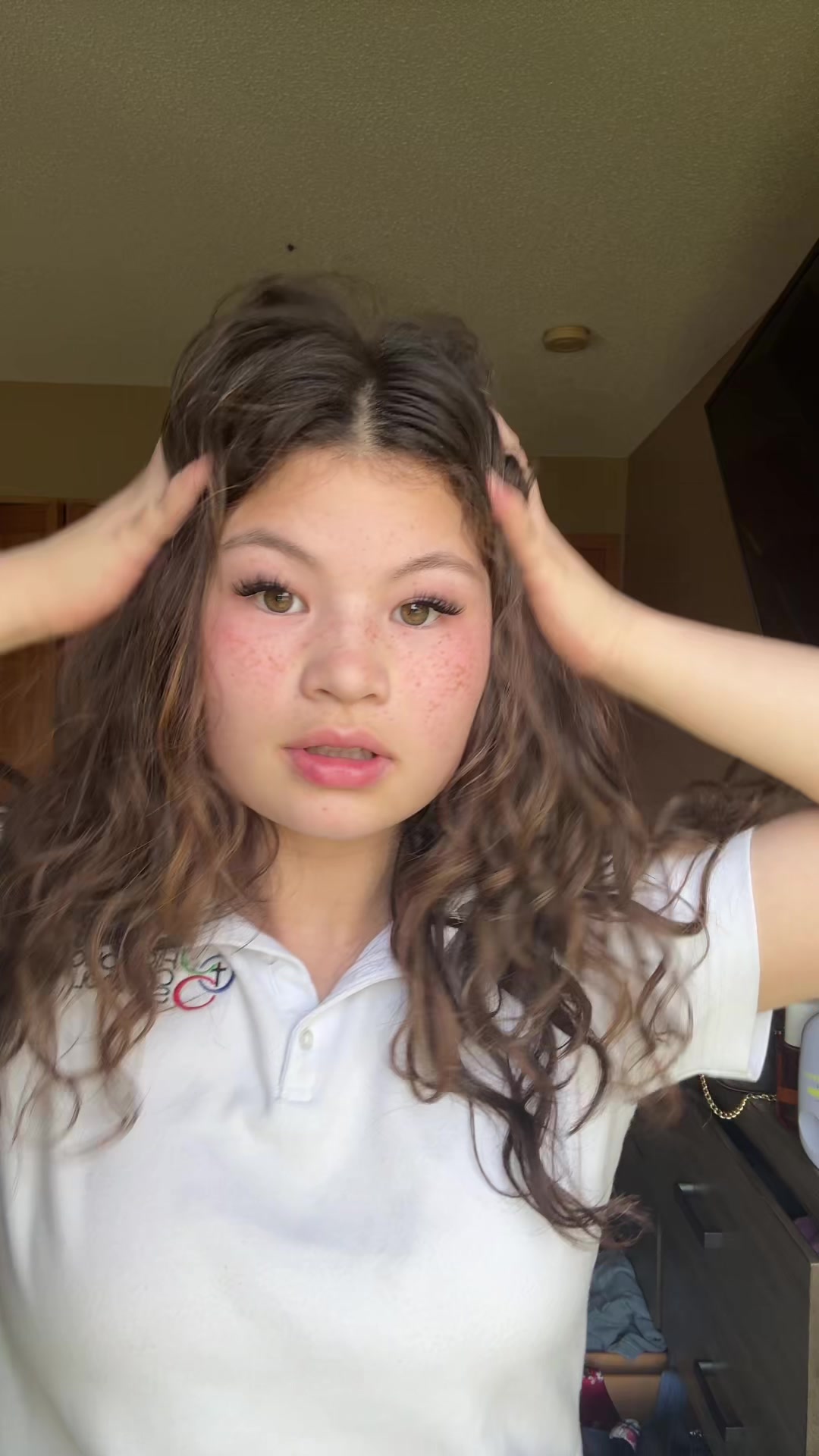 @idkimjustacurlyheadasian