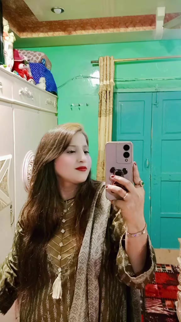 @Lovely Sandhiya67