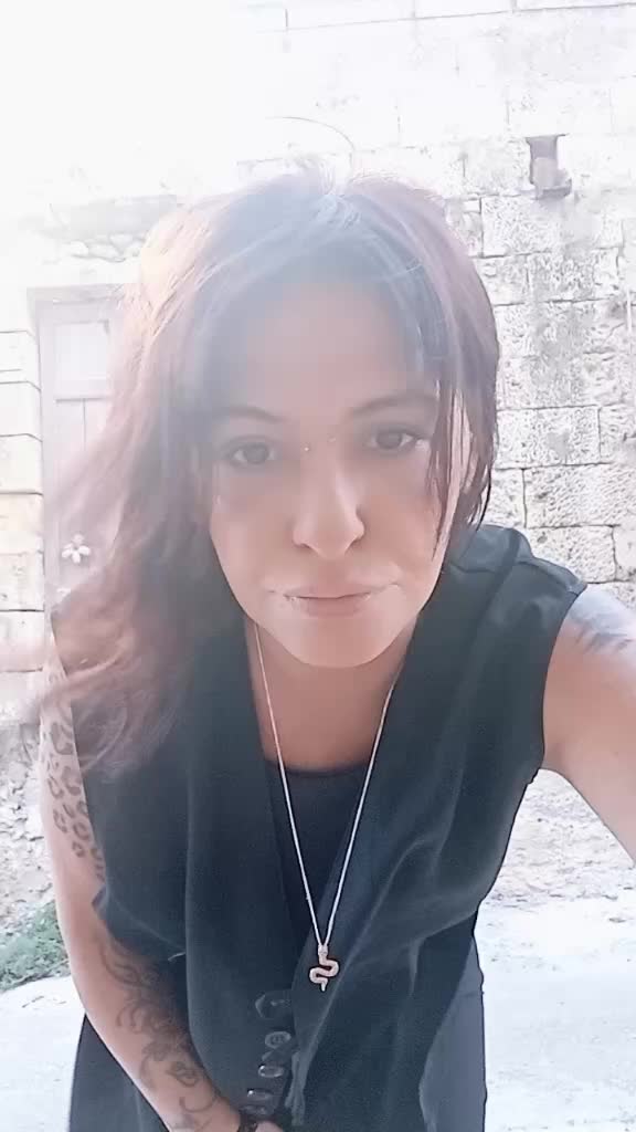 @Valentina pupa