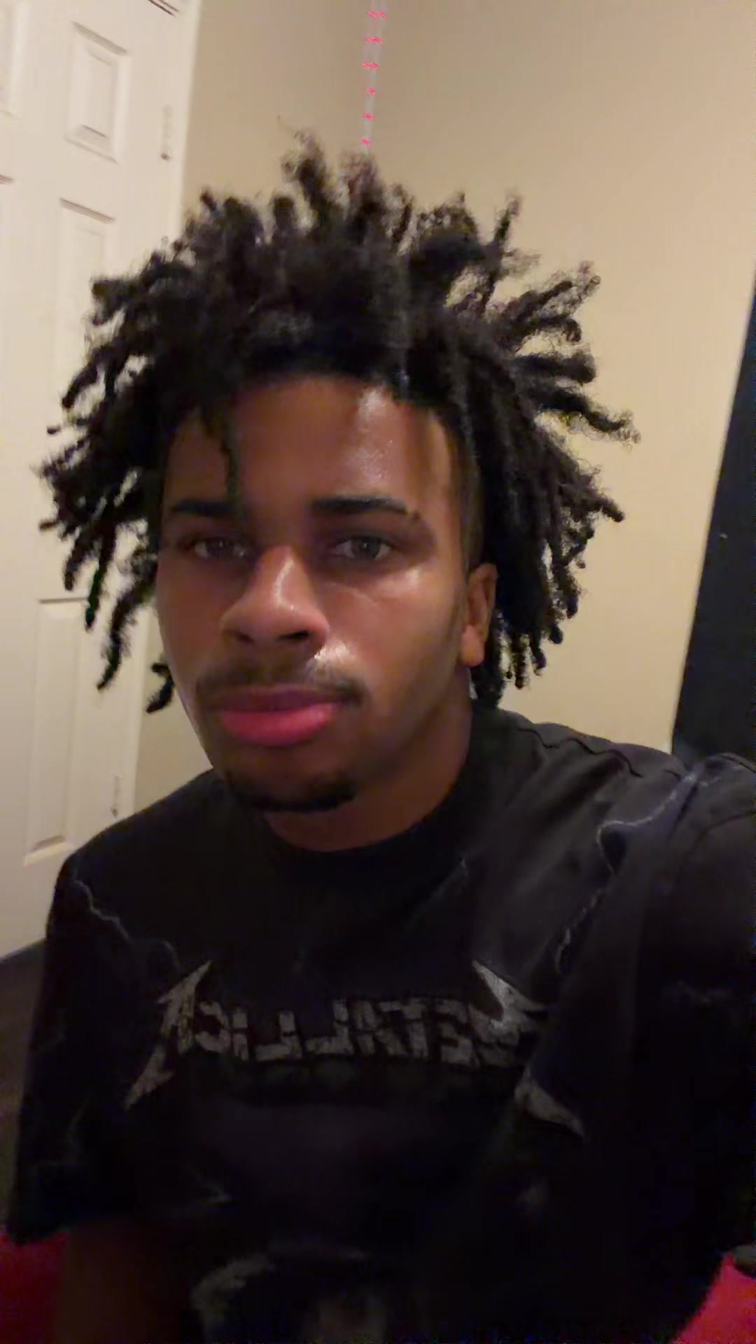 @￴