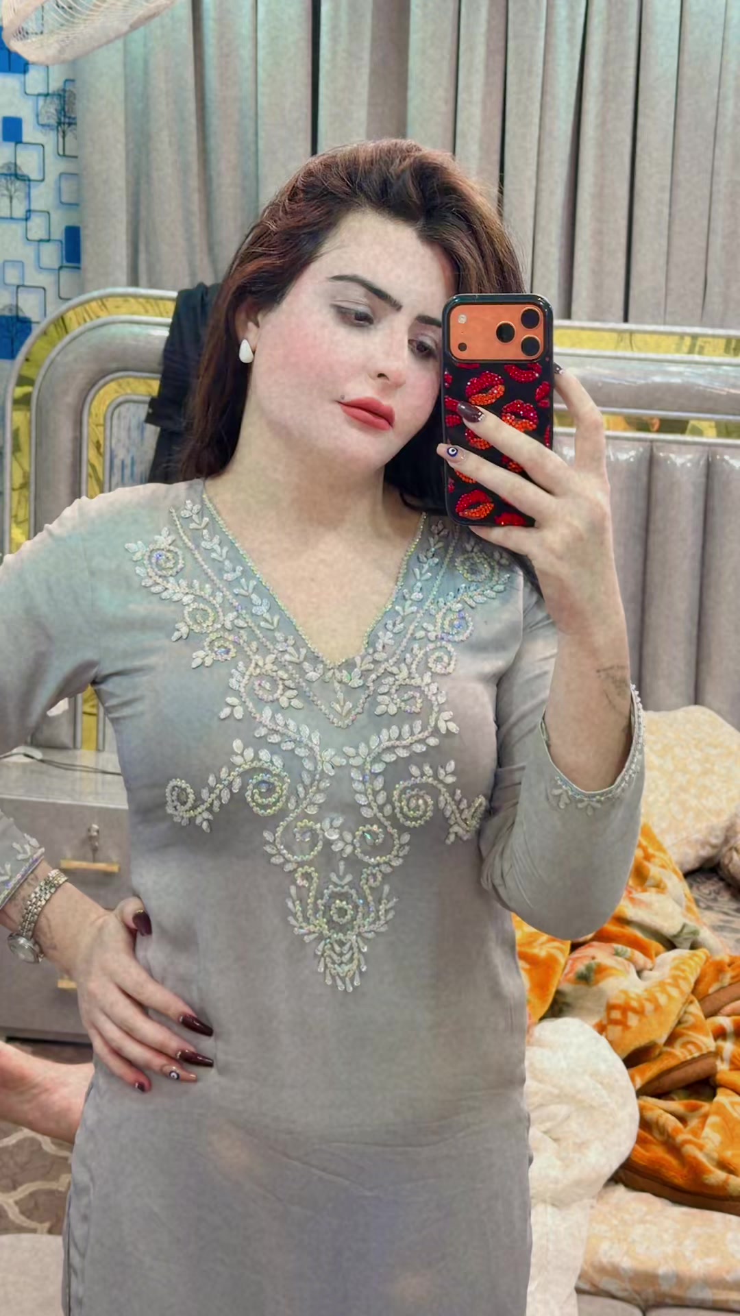 @Riya Khan34