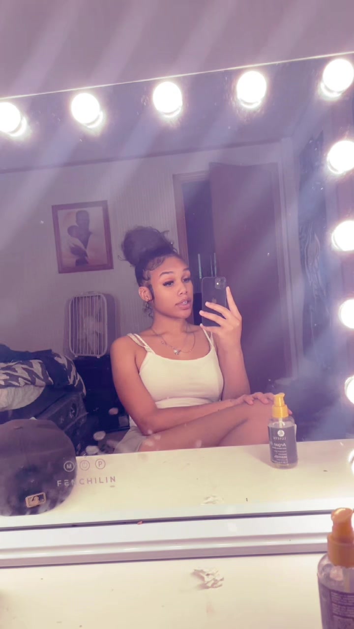 @Alivia 💜