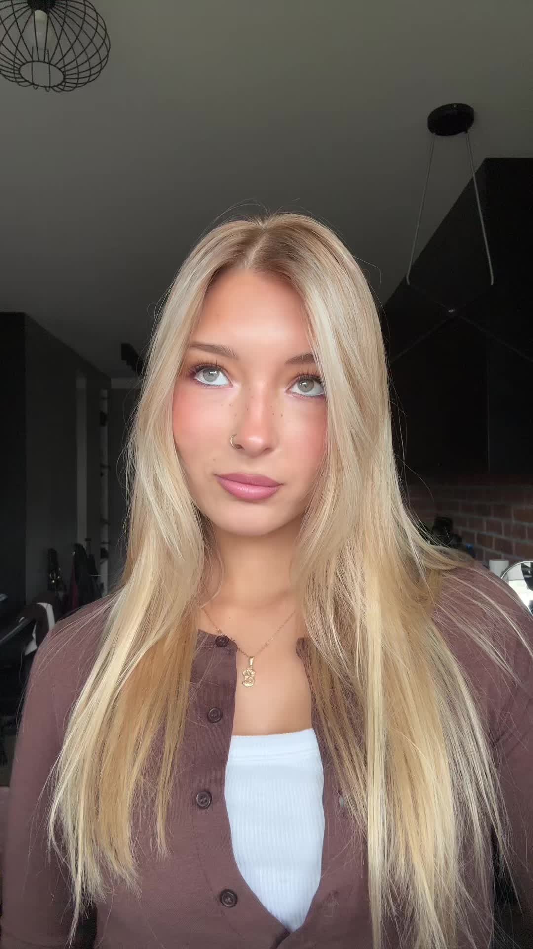 @Julss