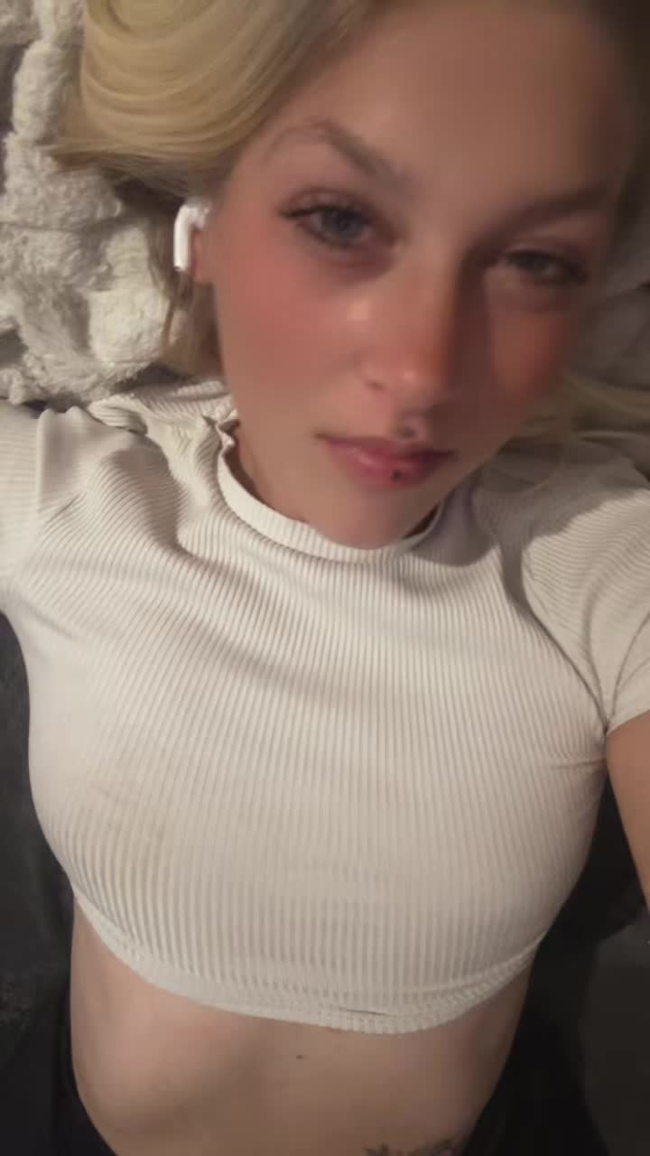 @Lali Lu