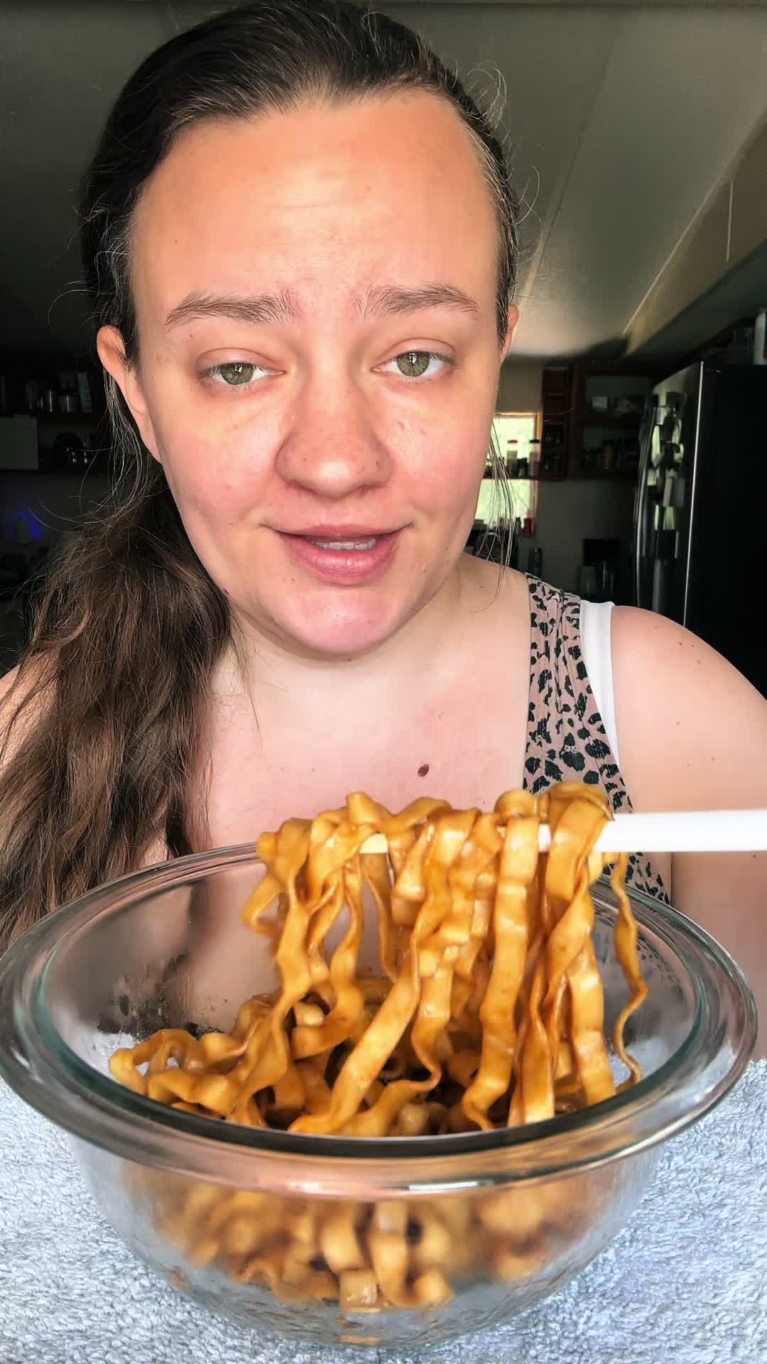 @eatwithrae