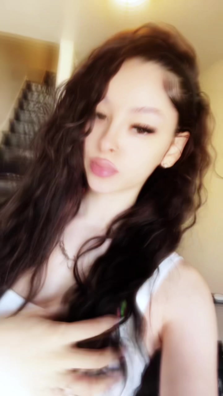 @🌺𝓁𝑒𝑒𝓁𝑒𝑒🌺