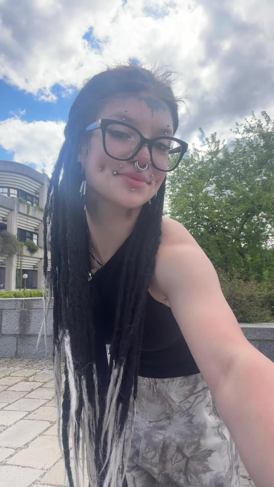 @nessamik2.3