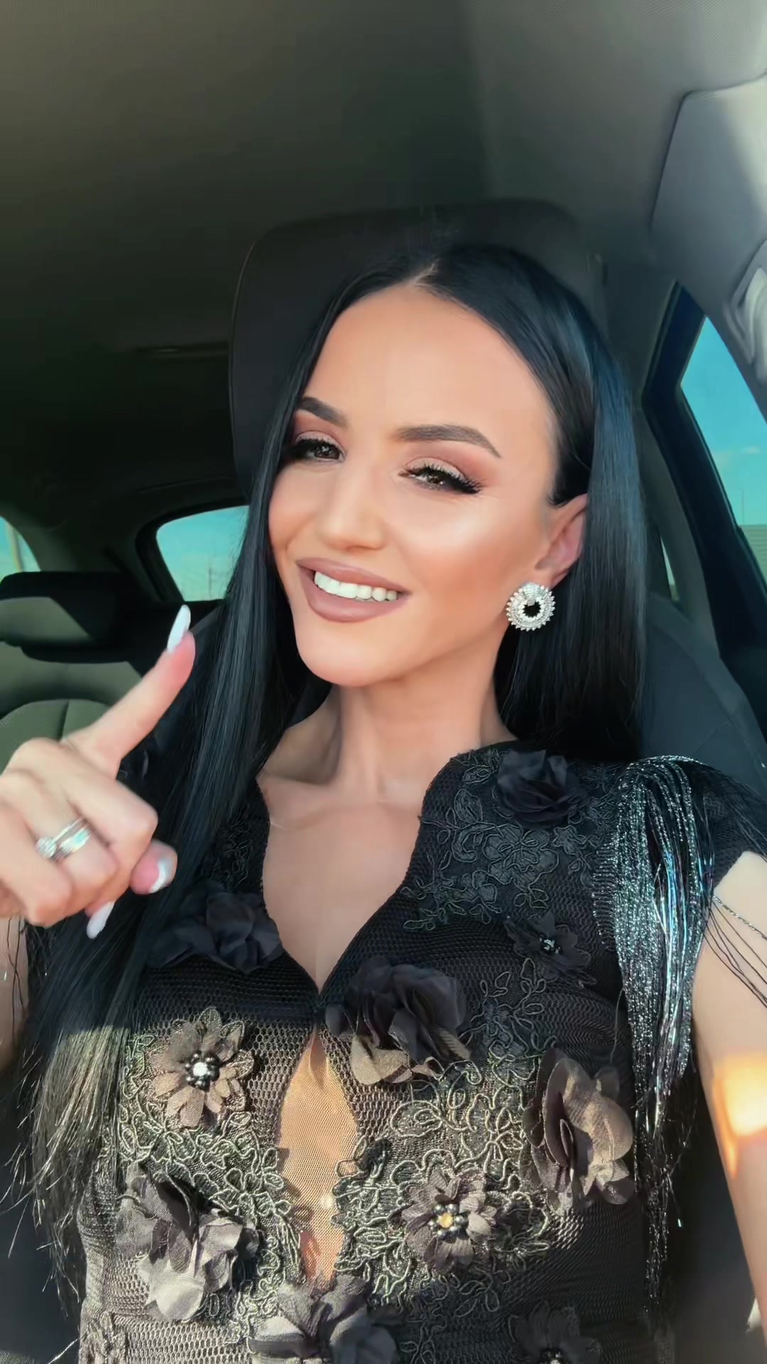 @📀𝐋𝐀𝐕𝐈𝐍𝐈𝐀 𝐏𝐎𝐏 🎙️