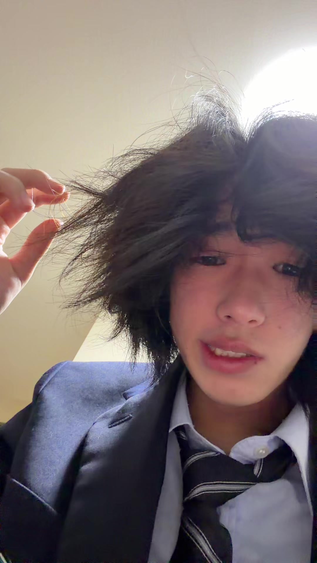 @ケンゾウ