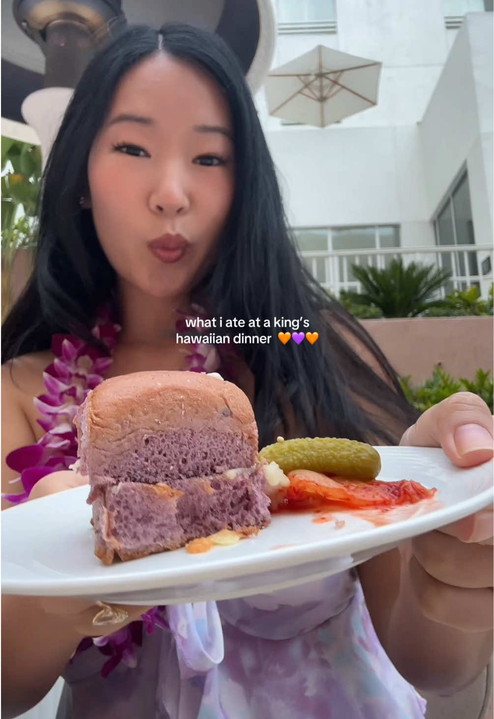 @biteswithesther